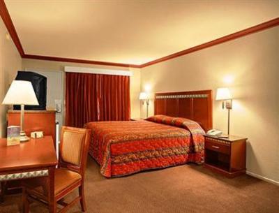 фото отеля Americas Best Inn Anaheim