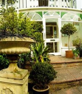 фото отеля The White House Brighton & Hove