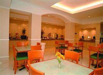 фото отеля La Quinta Inn & Suites Dallas North Central