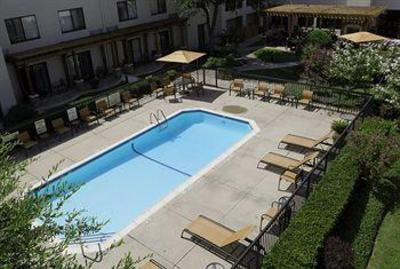 фото отеля Courtyard by Marriott DFW Airport North / Irving