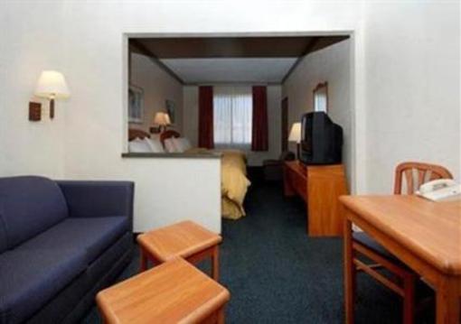фото отеля Comfort Suites University El Paso