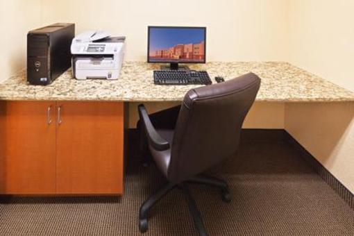 фото отеля Candlewood Suites Fort Stockton