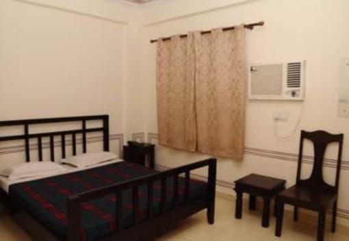фото отеля Hotel Raghuraj Palace