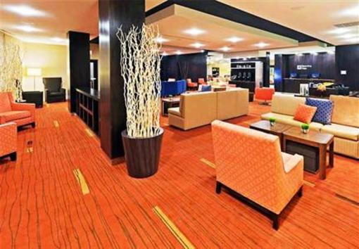 фото отеля Courtyard by Marriott Tulsa Woodland Hills