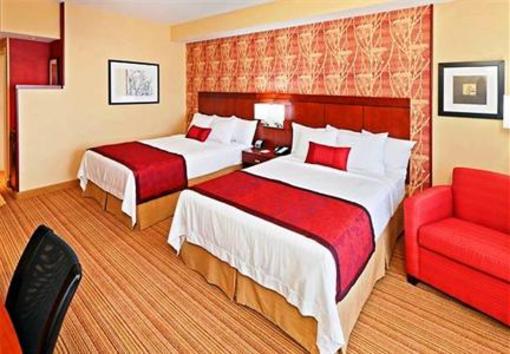фото отеля Courtyard by Marriott Tulsa Woodland Hills