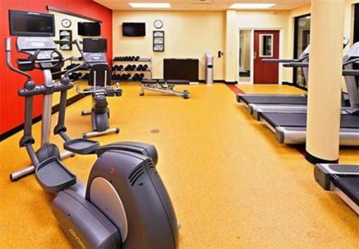 фото отеля Courtyard by Marriott Tulsa Woodland Hills