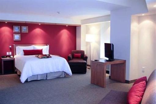 фото отеля Hampton Inn by Hilton Guadalajara Expo