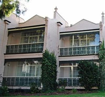 фото отеля Victoria House Motor Inn Melbourne