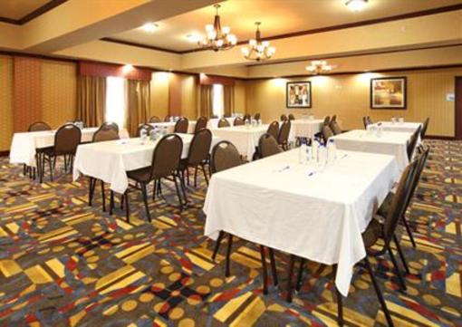 фото отеля Holiday Inn Express Hotel & Suites Van Buren-Ft Smith Area