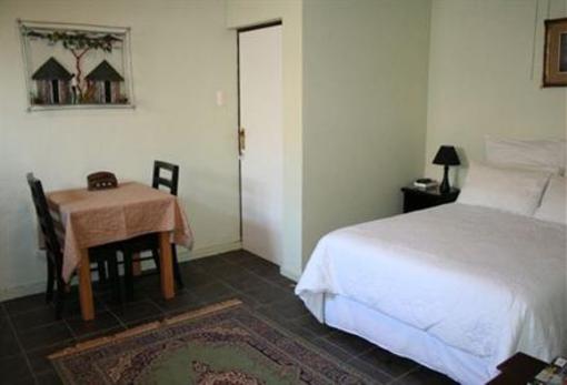 фото отеля Woodlands Guest House