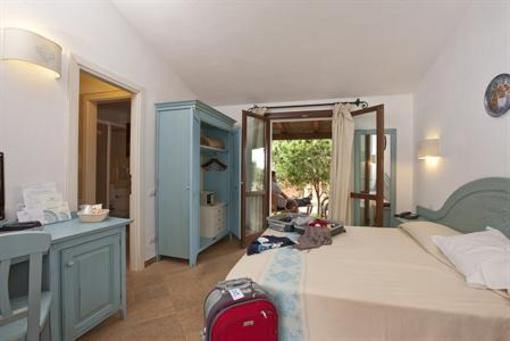 фото отеля Garden Beach Cala Sinzias Hotel Castiadas