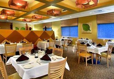 фото отеля Courtyard by Marriott Sacramento Midtown