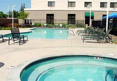 фото отеля Courtyard by Marriott Sacramento Midtown