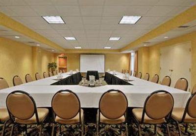 фото отеля Courtyard by Marriott Sacramento Midtown