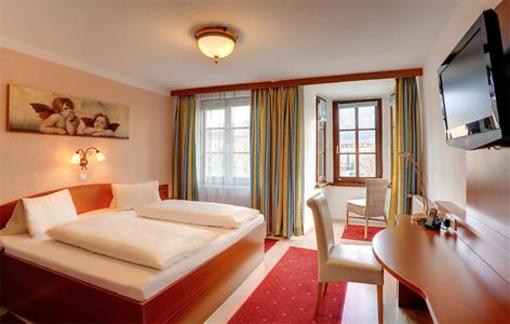 фото отеля Hotel Schwarzer Bär Innsbruck