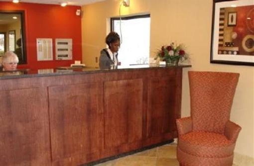 фото отеля Super 8 Reynoldsburg