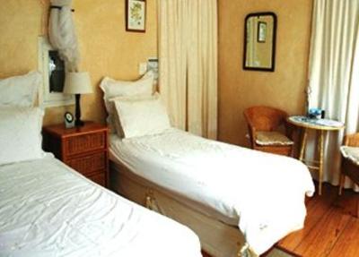 фото отеля Poplar Tree Lodge