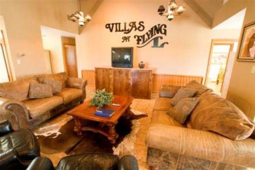 фото отеля Flying L Guest Ranch