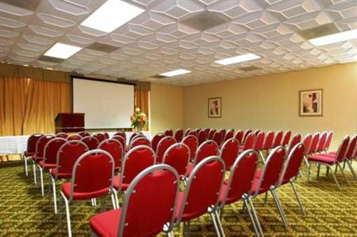 фото отеля BEST WESTERN Sterling Hotel & Suites
