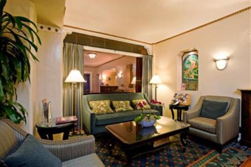 фото отеля Holiday Inn Express Santa Barbara
