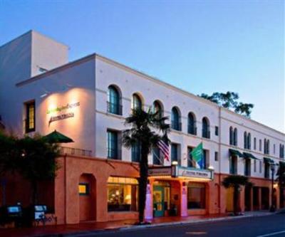 фото отеля Holiday Inn Express Santa Barbara
