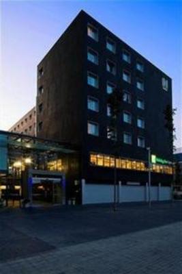 фото отеля Holiday Inn Express Barcelona City