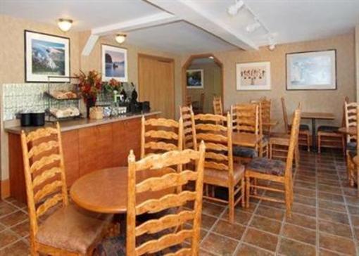 фото отеля Comfort Inn Ship Creek