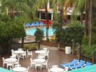 фото отеля Baymont Inn and Suites Tampa Near Busch Gardens USF