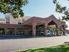 фото отеля Baymont Inn and Suites Tampa Near Busch Gardens USF