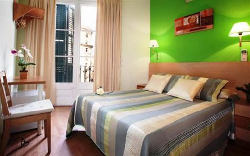 фото отеля Hostal Felipe II