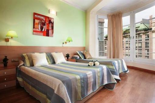 фото отеля Hostal Felipe II