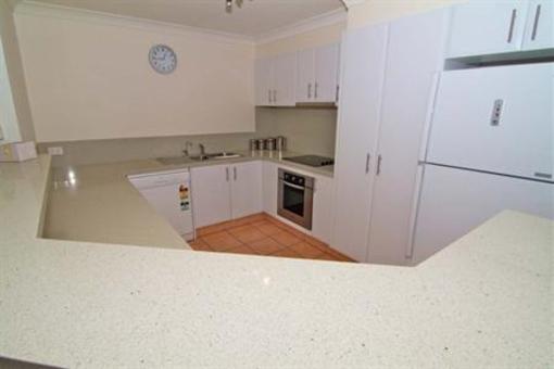 фото отеля Paradise Grove Holiday Apartments Gold Coast