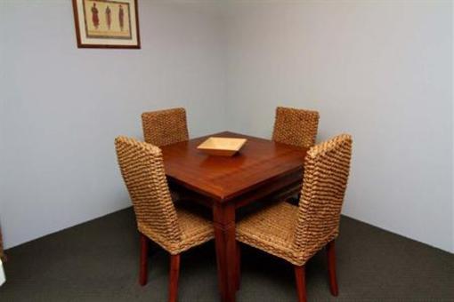 фото отеля Paradise Grove Holiday Apartments Gold Coast