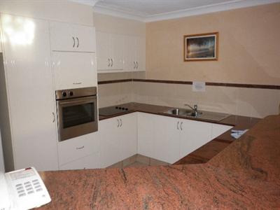 фото отеля Paradise Grove Holiday Apartments Gold Coast