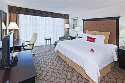 фото отеля Crowne Plaza Oklahoma City