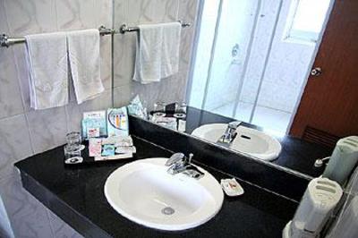 фото отеля City Leisure Hotel