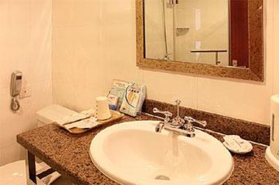 фото отеля City Leisure Hotel