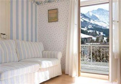 фото отеля Hotel Falken Wengen