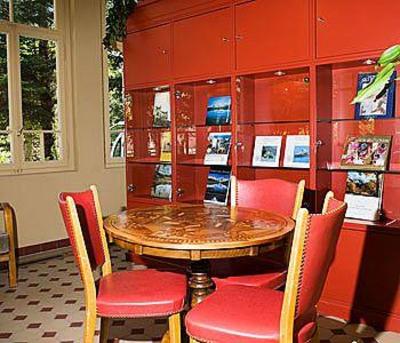 фото отеля Hotel Falken Wengen