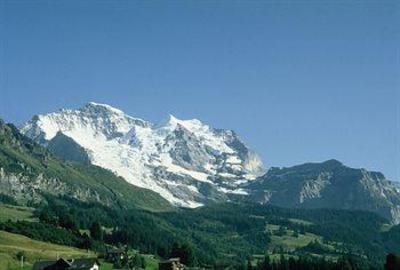 фото отеля Hotel Falken Wengen