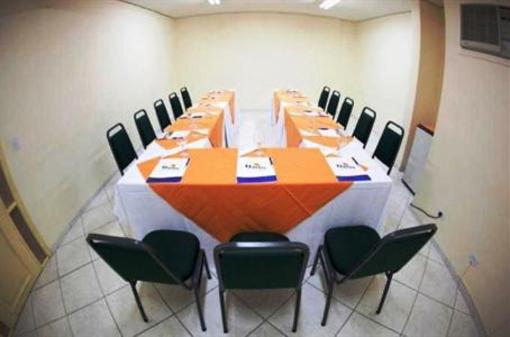 фото отеля Harbor Self Buriti Suites Hotel