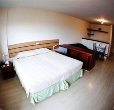 фото отеля Harbor Self Buriti Suites Hotel
