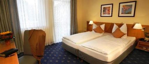фото отеля Hotel Johannisbad