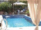 фото отеля Azure Guest Villa