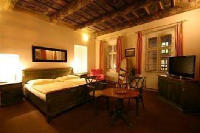 фото отеля Hotel & Residence U Tri Bubnu
