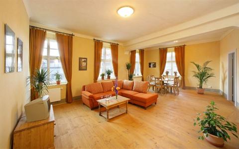 фото отеля Castle Apartments-Zamecka Apartma