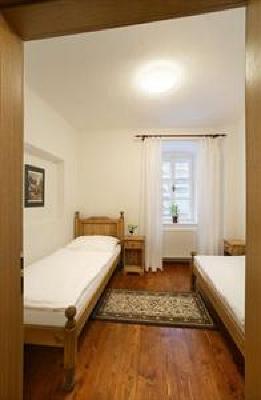 фото отеля Castle Apartments-Zamecka Apartma