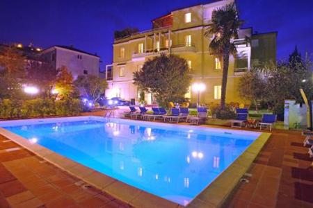 фото отеля Hotel Benaco Desenzano del Garda