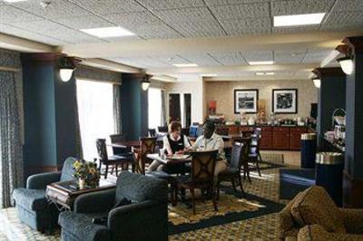 фото отеля Hampton Inn Laporte