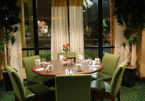 фото отеля Courtyard by Marriott Ontario-Rancho Cucamonga